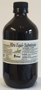 an amber bottle contains 500ml of herbal supplement for horses